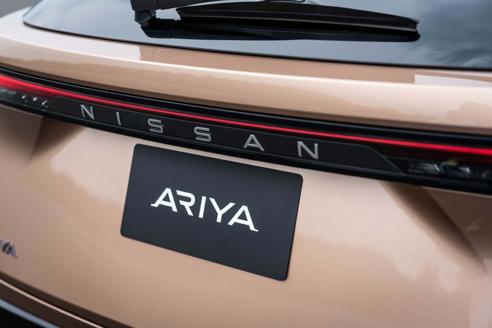 SMALL_Nissan Ariya badge_Rear